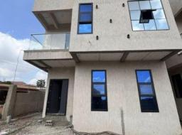 2 bedroom house for sale at Executive Newly Built 2 Bedrooms House At Adenta Oyarifa 
