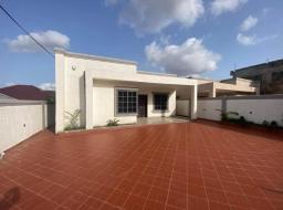 3 bedroom house for sale in Executive Newly Built 3 Bedroom Self Com