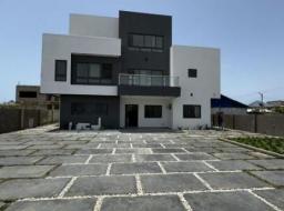 5 bedroom house for sale at  Executive Newly Built 5 Bedrooms House With Boys Quaters At East Airport