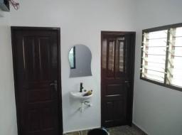 3 bedroom house for rent in Oyibi