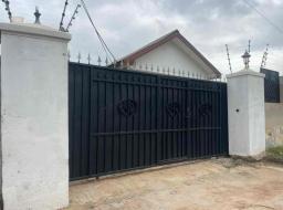 3 bedroom house for rent in Spintex Hydra foam estate