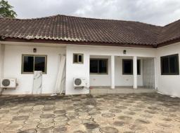 4 bedroom house for rent at Oyarifa