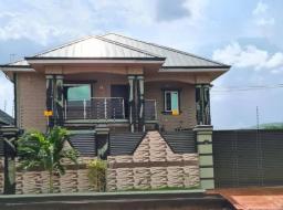 6 bedroom house for sale at Oyarifa 