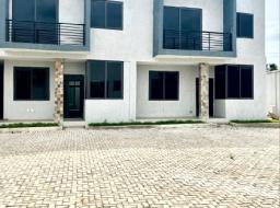 3 bedroom townhouse for rent at Westland 