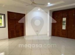 4 bedroom house for rent in Airport Area