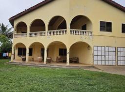 9 bedroom house for sale at Adenta