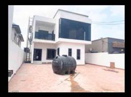 6 bedroom house for sale in Spintex