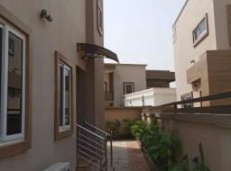 3 bedroom house for rent at Tema