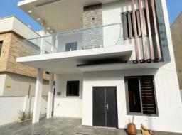 4 bedroom house for sale in Executive 4 Bedrooms House With Boys Qua