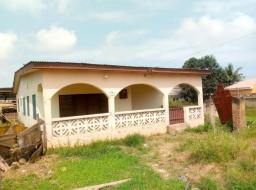 3 bedroom house for sale in Spintex