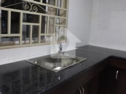 2 bedroom apartment for rent in Ofankor