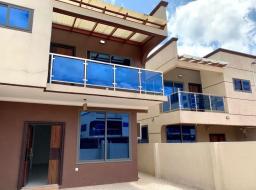 3 bedroom townhouse for rent in Oyarifa Rd