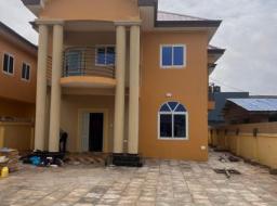 4 bedroom house for rent in Ogbojo