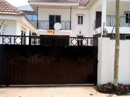 4 bedroom house for rent in Spintex road 