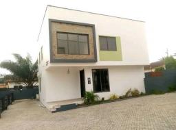 3 bedroom townhouse for rent in Executive 3 Bedroom Townhouse At North L