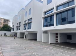 5 bedroom townhouse for rent in East Legon