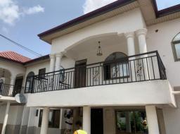 3 bedroom apartment for rent in Achimota 