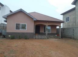 3 bedroom house for sale in Tema community 25