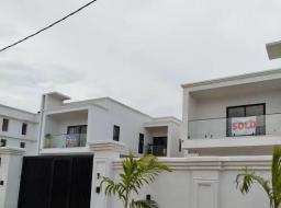 4 bedroom house for sale in Adjiringanor