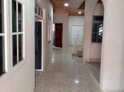 6 bedroom house for rent in Kumasi Tech Emena