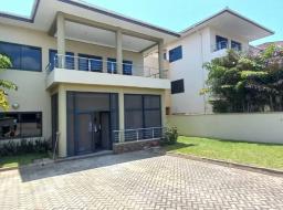 4 bedroom townhouse for rent in Cantonments