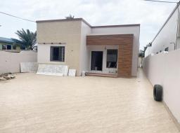 4 bedroom house for sale in Spintex