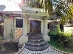 5 bedroom house for rent in Osu