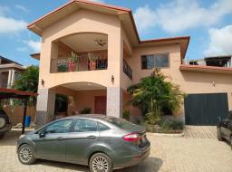 3 bedroom furnished house for rent in East Airport short let