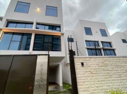 4 bedroom townhouse for rent in East Legon