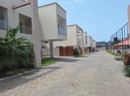 3 bedroom townhouse for rent in Cantonments