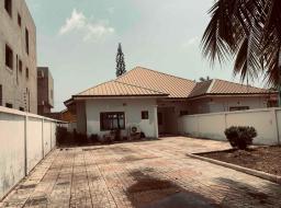 3 bedroom house for rent in East Legon, k Billie klair school 