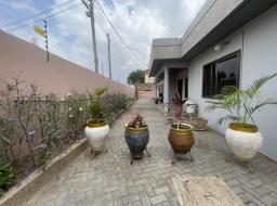 3 bedroom house for rent in Adenta