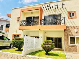 3 bedroom townhouse for rent in Airport Residential Area