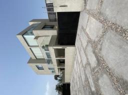 5 bedroom townhouse for sale in Dzorwulu