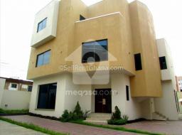 4 bedroom house for rent at Airport Area