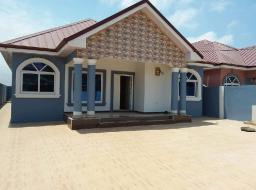 3 bedroom house for sale in spintex near