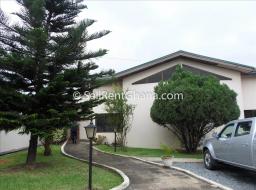 3 bedroom house for rent at Airport Area