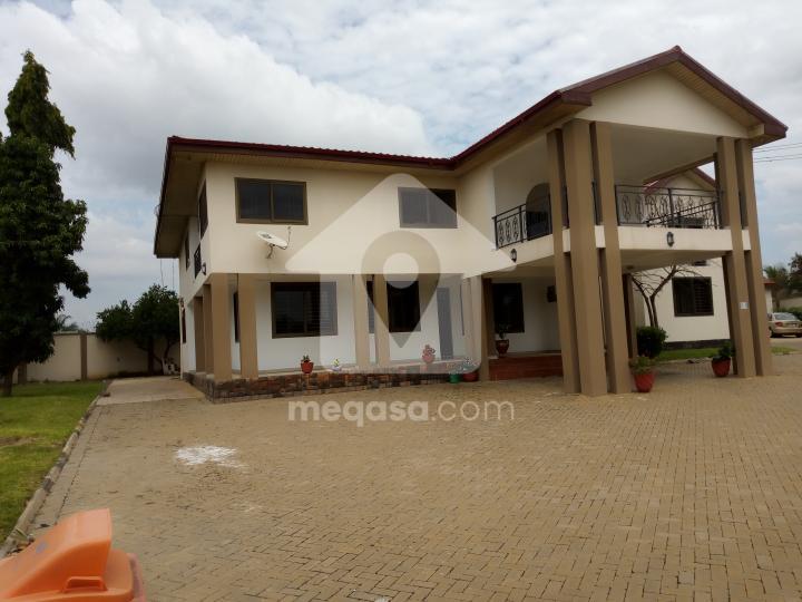 6 Bedroom House For Rent At Haatso 082672